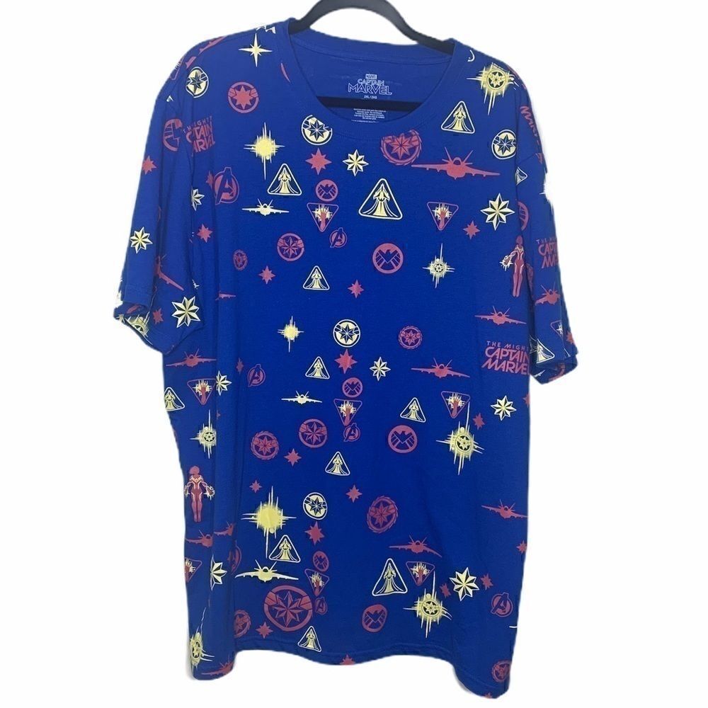 Captain Marvel blue red and yellow 2XL (k1)